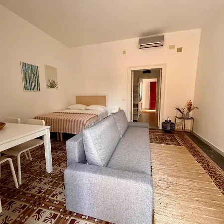Biscottai Port Apartment
